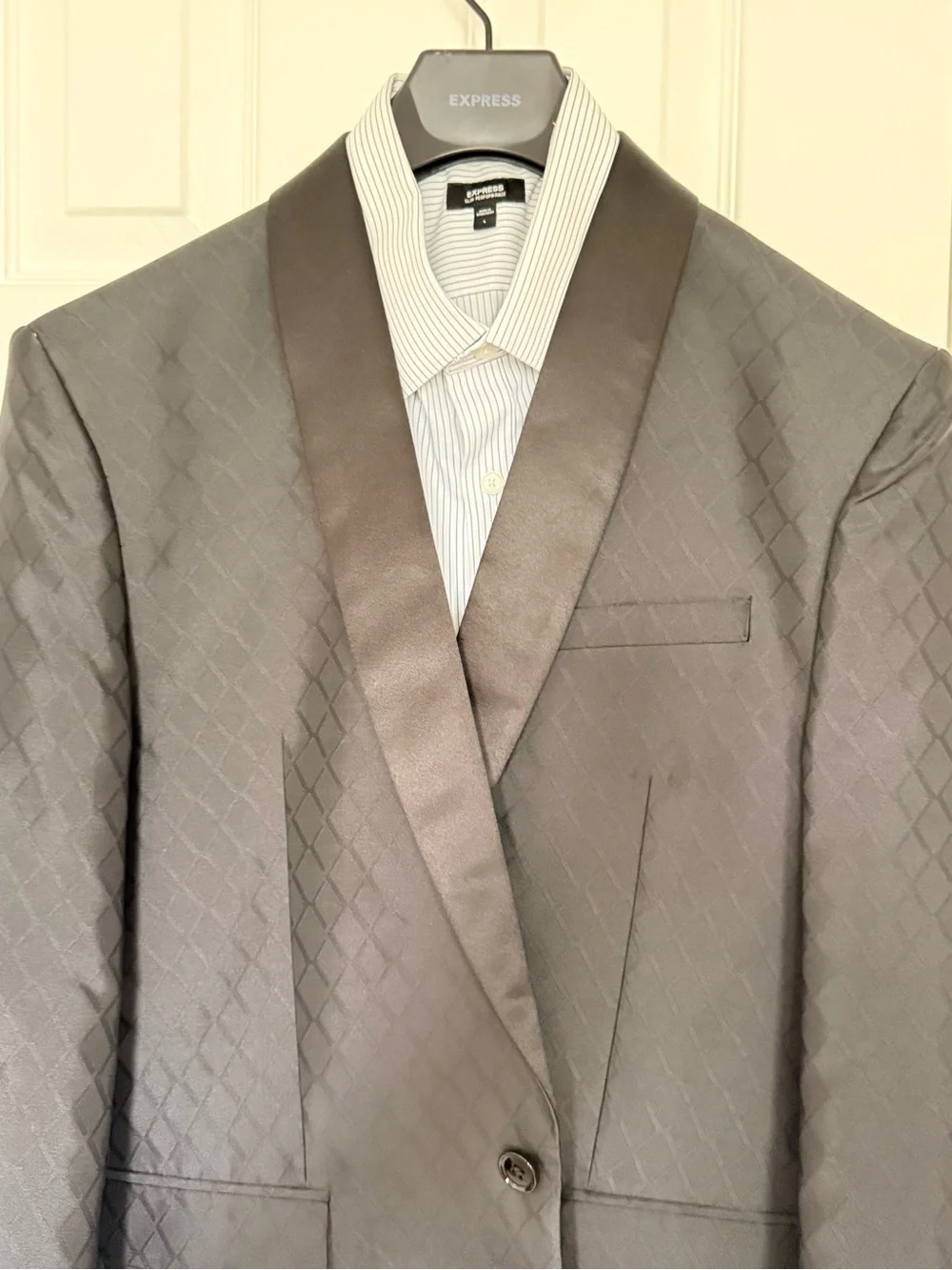 Express Men's Black Diamond-Pattern Satin Shawl Lapel Blazer
